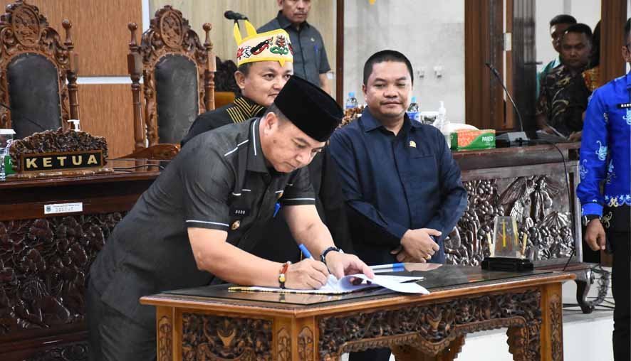 Wakil Bupati Dodo Tandatangani Nota Kesepakatan Awal RPJMD Kabupaten Kapuas 2025-2029