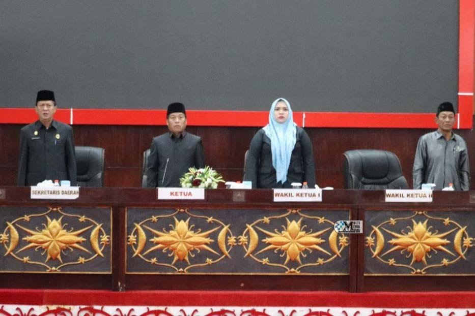 DPRD Kabupaten Mura Gelar Rapat Paripurna Penyampaian Hasil Reses dan Penyerahan Tiga Raperda
