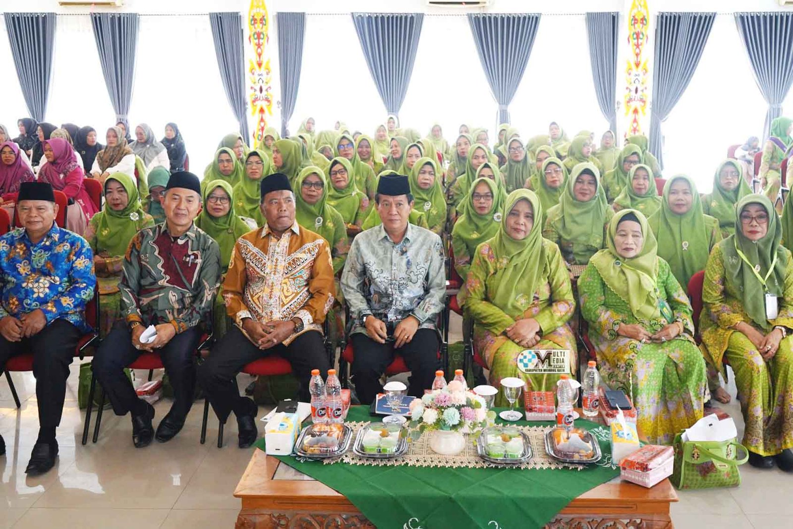 Plt. Sekda Mura Hadiri Harlah Muslimat NU Ke-79