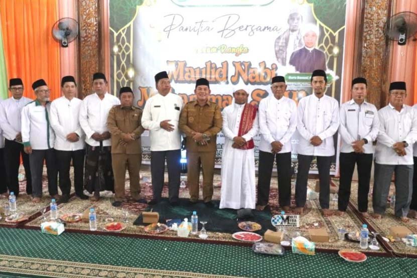 Wabup Mura Rahmanto Muhidin Hadiri Peringatan Maulid Nabi di Pondok Pesantren Karya Pembangunan