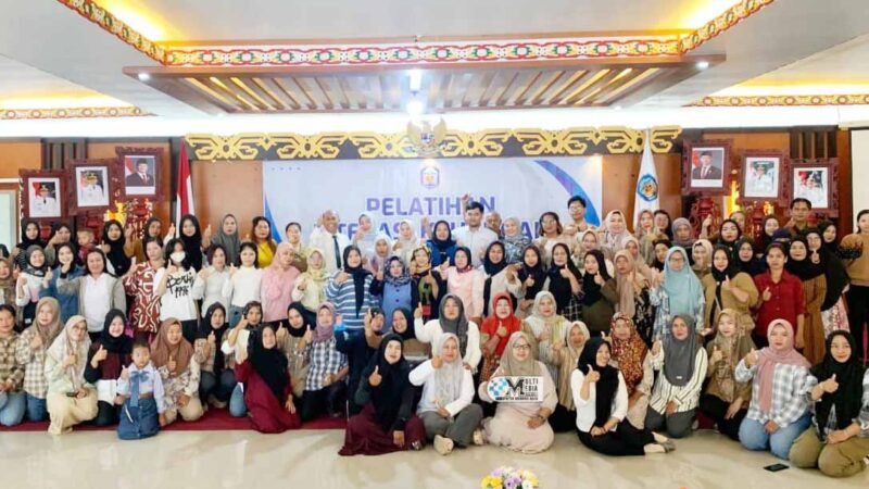 Diskop UKM Perindag Mura Gelar Pelatihan Literasi Keuangan untuk Pelaku UMKM