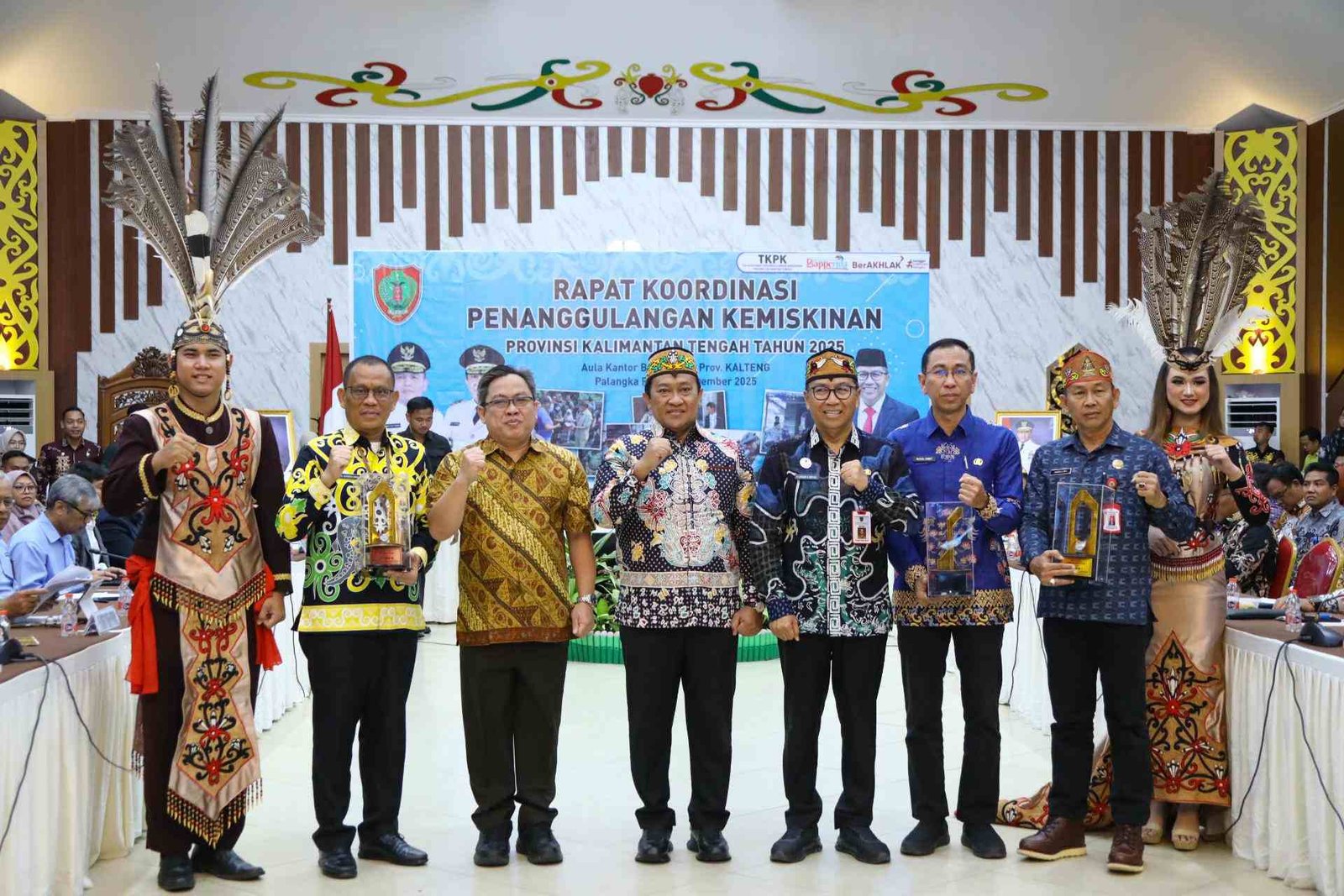 Berhasil Turunkan Tingkat Kemiskinan, Pemkab Murung Raya Raih Penghargaan