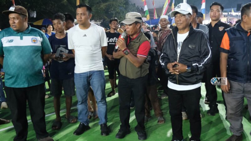 Bupati Heriyus Hadiri Pertandingan Final Bola Voli Muara Tuhup CUP-02