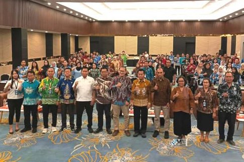 Plt. Sekda Mura Buka Sosialisasi dan Bimtek Terkait Pengelolaan Keuangan Daerah