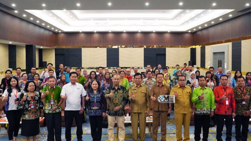 Plt Sekda Buka Bimtek Penyelenggaraan Statistik Sektoral Lingkup Pemkab Mura