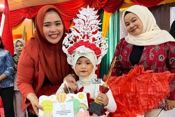 Waket I DPRD Mura Dina Maulidah Berikan Materi pada Lomba yang Digelar IGTKI-PGRI