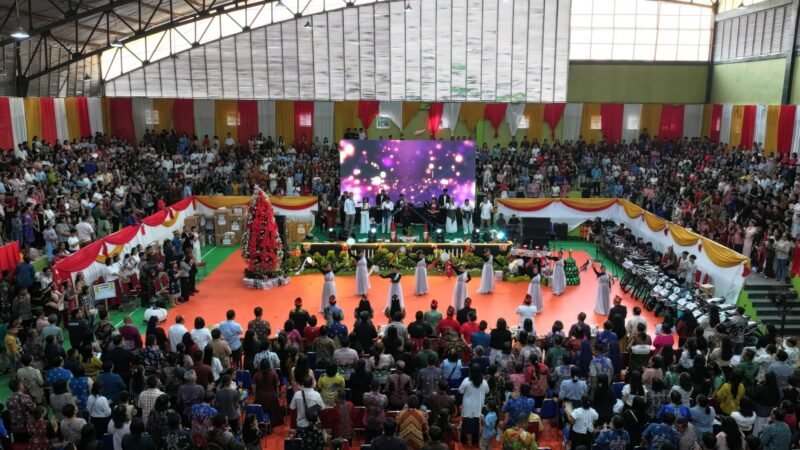 Bupati Heriyus Hadiri Ibadah dan Perayaan Natal Oikumene ASN, TNI, Polri dan Masyarakat