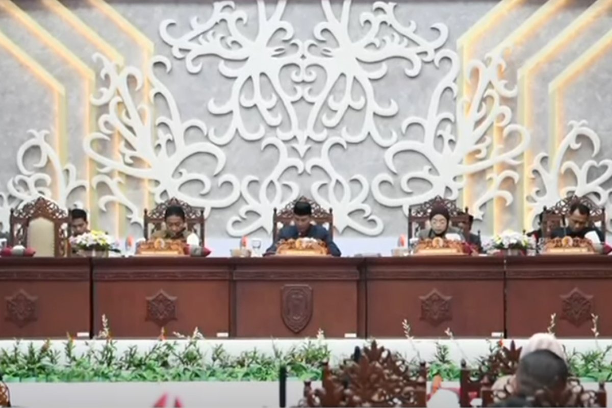 Wagub Hadiri Rapur DPRD Kalteng, Penutupan Sidang 2025 dan Pembukaan Masa Sidang 2026