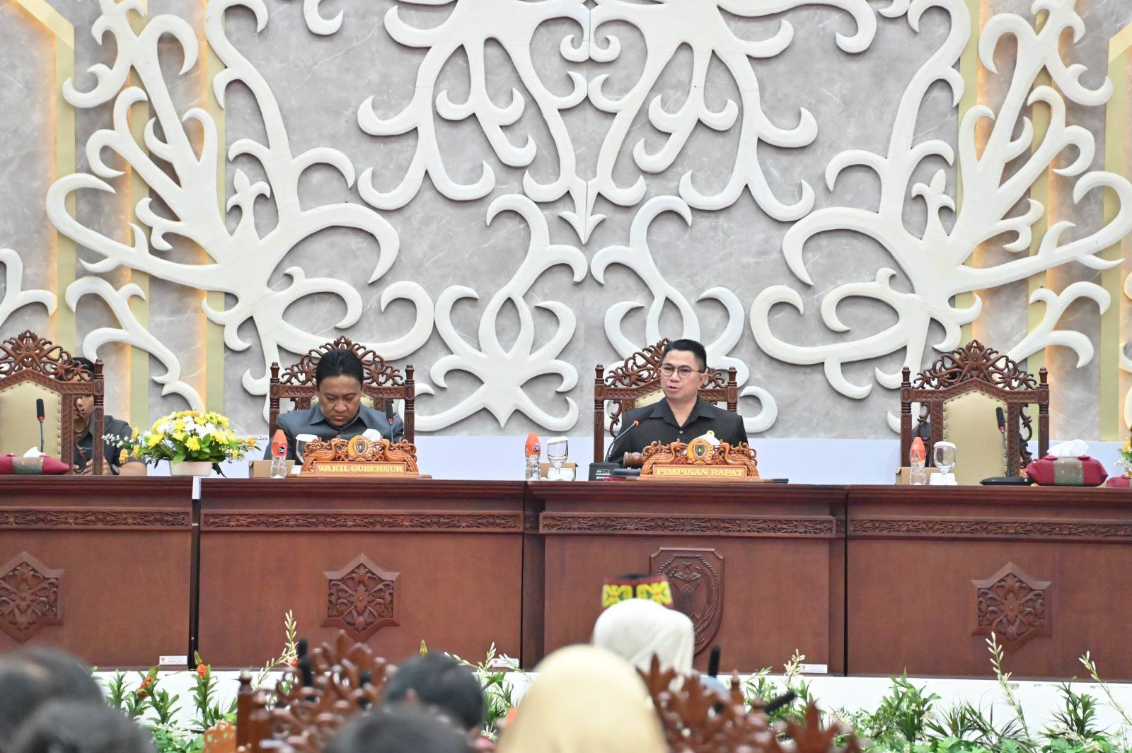 Wagub Hadiri Rapur DPRD dengan Agenda Pengumuman Pansus Pembahasan 3 Raperda