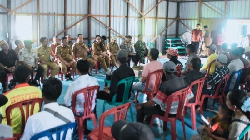 Kunker ke Desa Sei Bakut, Sekda Kapuas Serap Aspirasi Masyarakat