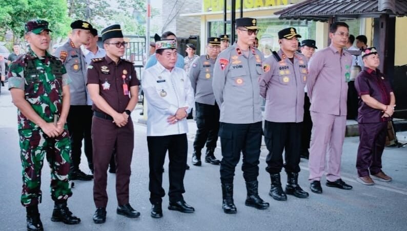 Bupati Turut Sambut Kunker Wakapolda Kalteng di Polres Kapuas