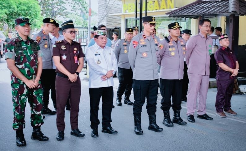 Bupati Turut Sambut Kunker Wakapolda Kalteng di Polres Kapuas