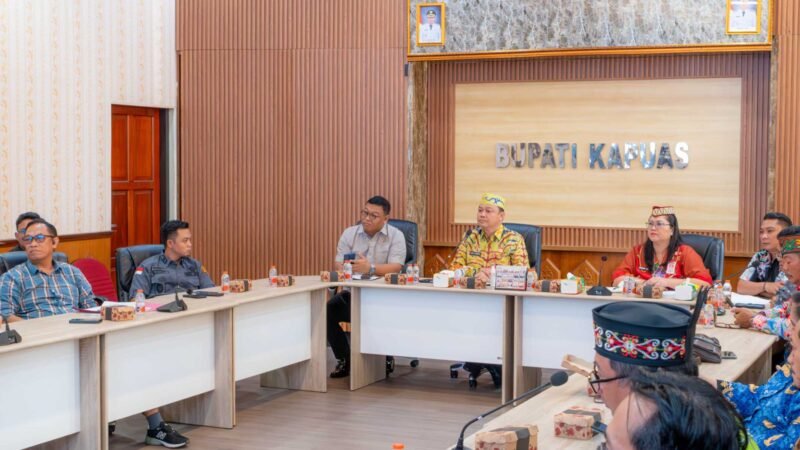 Pemkab Kapuas Fasilitasi Penanganan Sengketa Pertanahan Antara Masyarakat dan Perusahaan