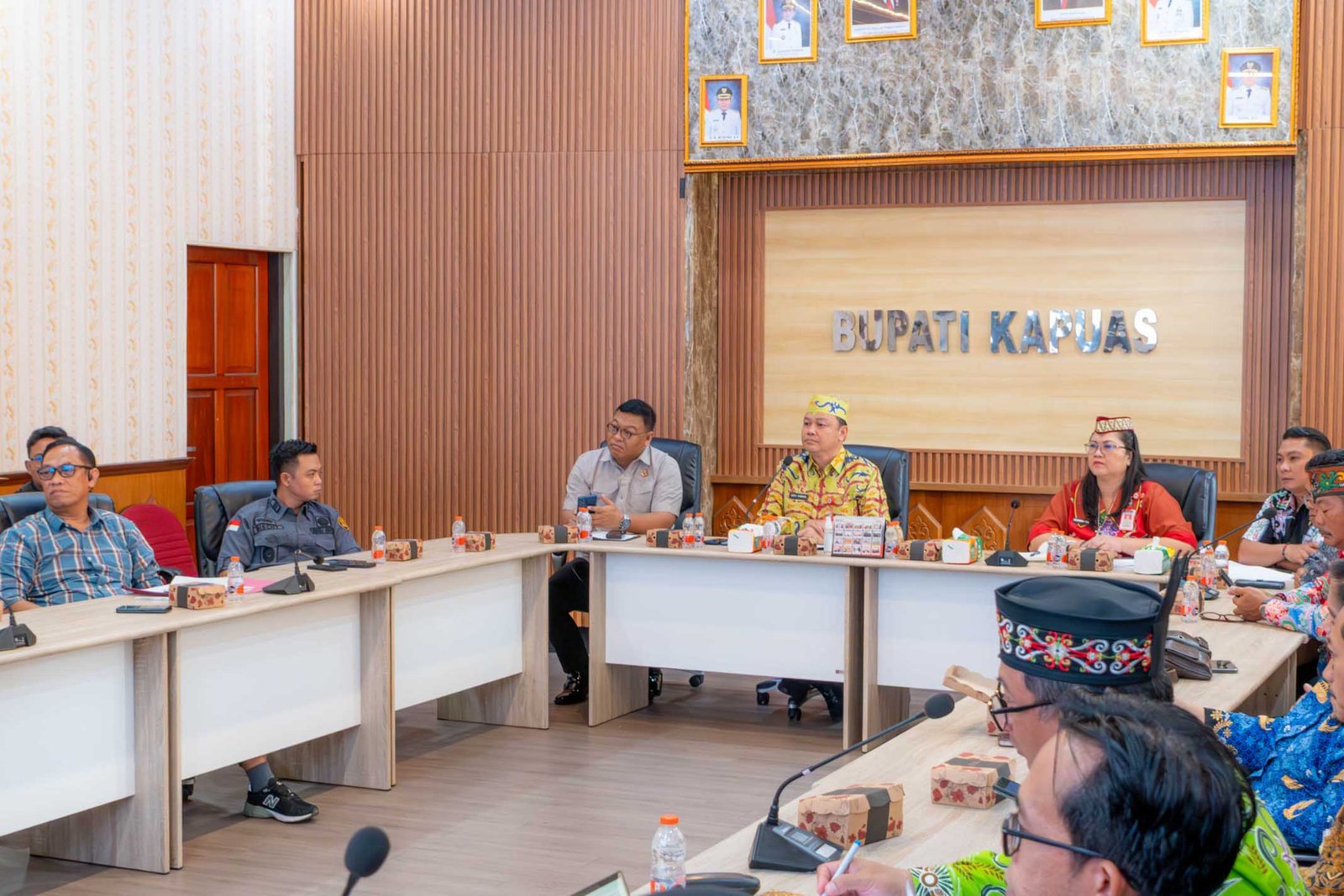 Pemkab Kapuas Fasilitasi Penanganan Sengketa Pertanahan Antara Masyarakat dan Perusahaan