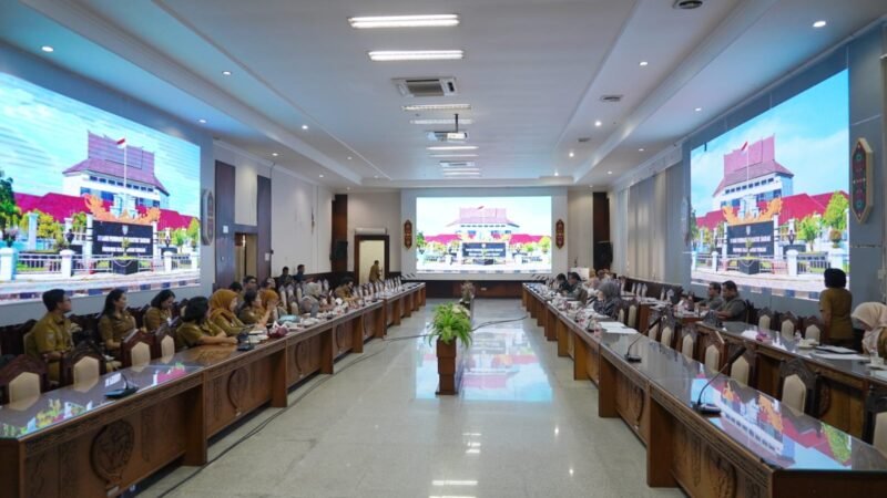 Dorong Investasi Berkualitas, Pansus DPRD Kalteng Gelar Rapat Bersama Bahas Raperda Penanaman Modal dan PTSP