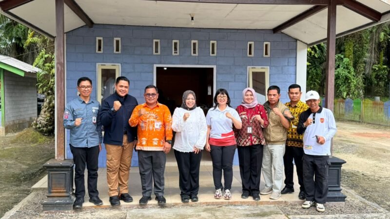 Wamendiktisaintek Tinjau Lokasi Calon Pembangunan Sekolah Unggul Garuda di Kabupaten Kotawaringin Barat