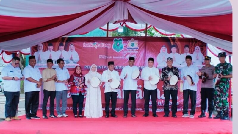 Bupati Kapuas Resmi Buka Pasar Ramadhan 1447 H