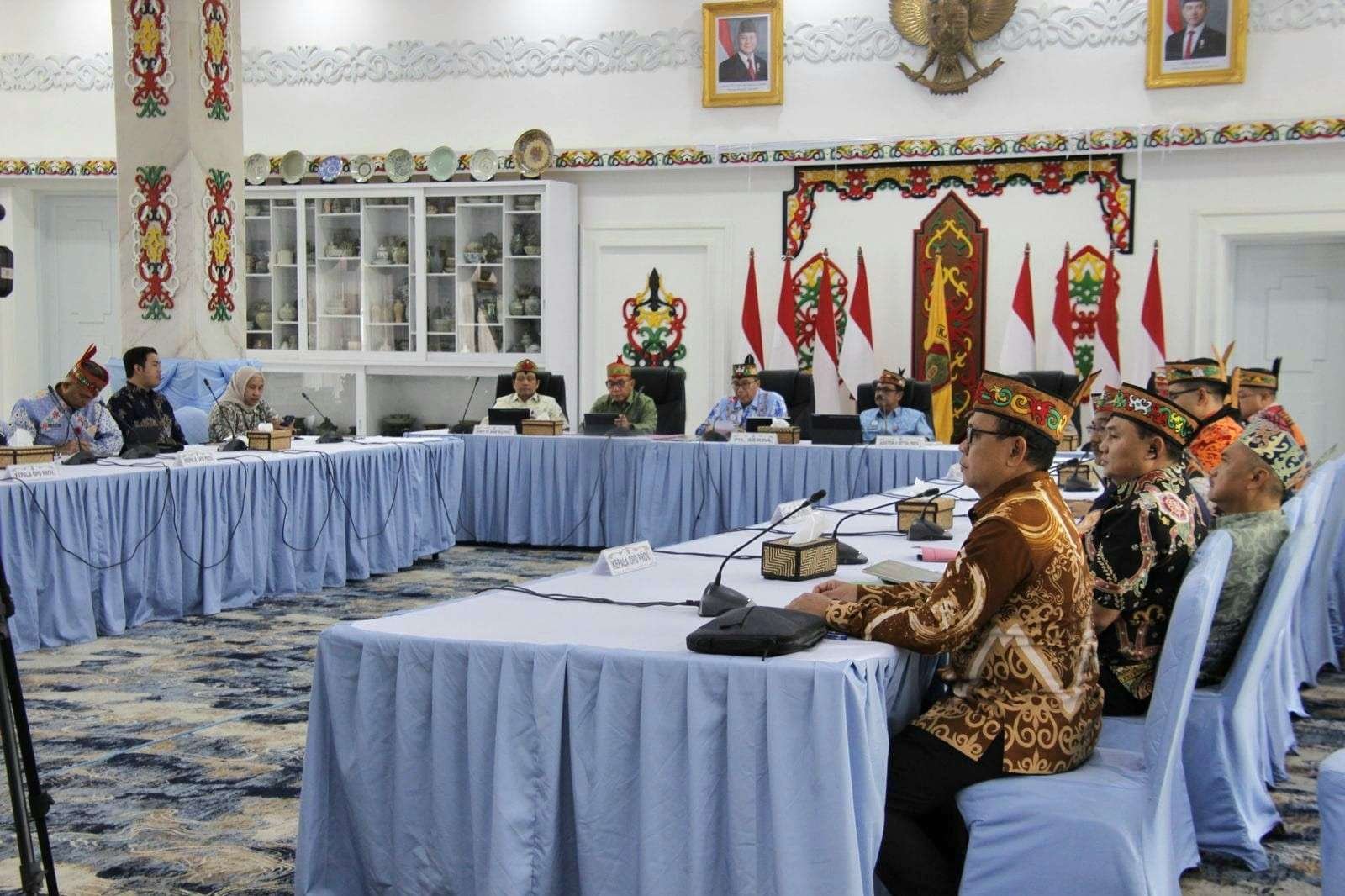 Plt. Sekda Kalteng Pimpin Rakor Unsur Pendukung Program Kartu Huma Betang Sejahtera