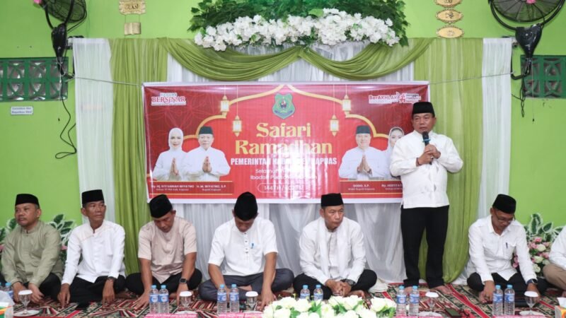 Safari Ramadhan di Kapuas Barat, Bupati : Sebagai Momentum Tingkatkan Keimanan dan Ketakwaan