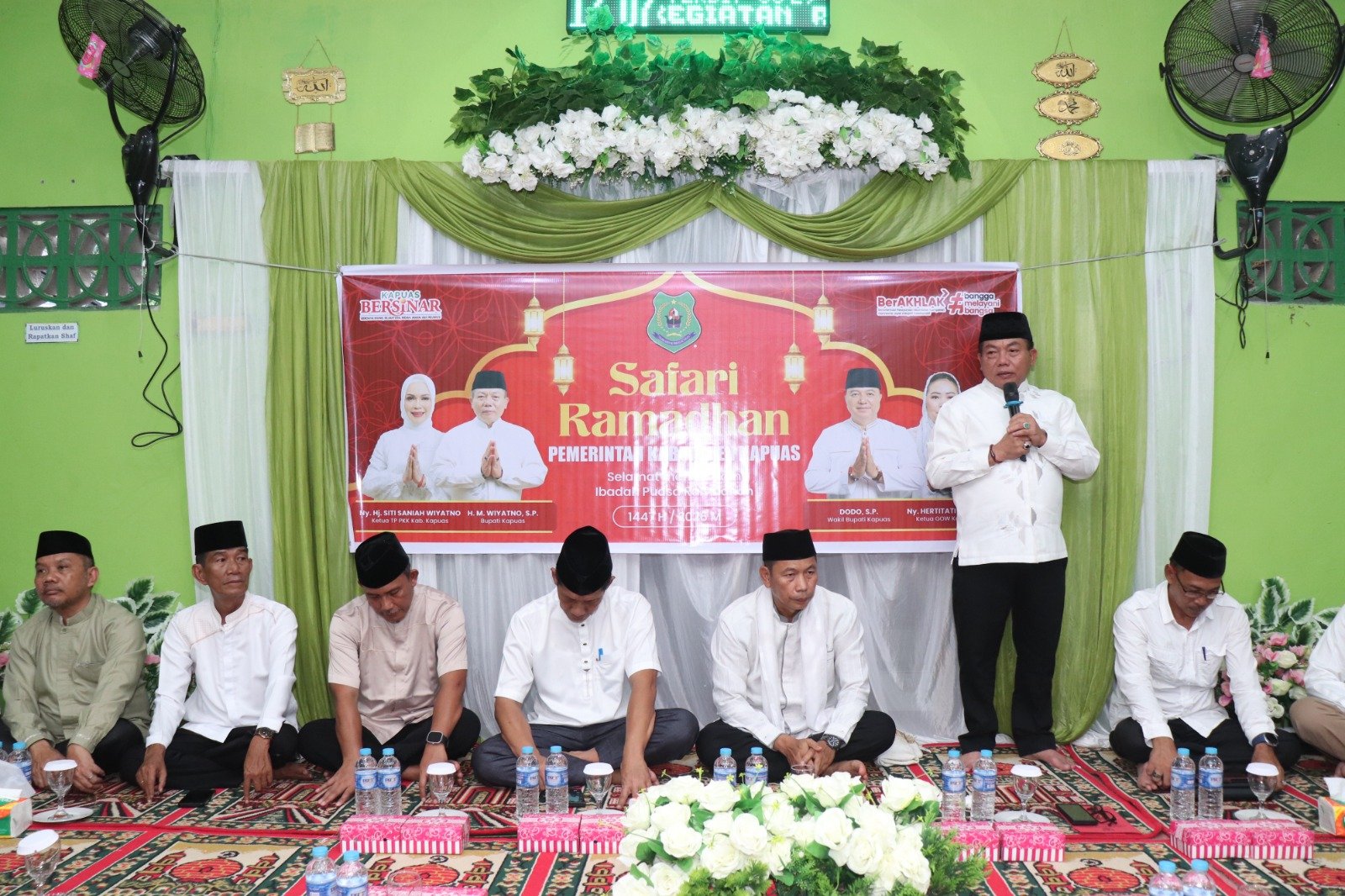 Safari Ramadhan di Kapuas Barat, Bupati : Sebagai Momentum Tingkatkan Keimanan dan Ketakwaan