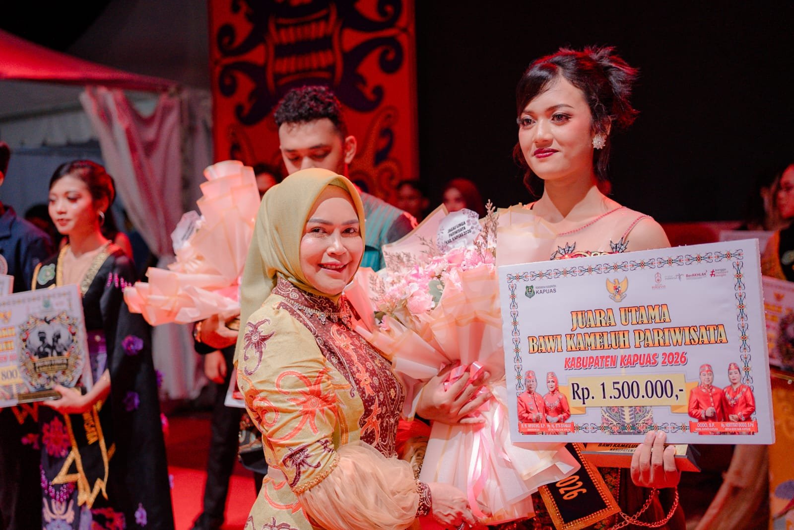 Pemkab Kapuas Gelar Malam Grand Final Pemilihan Jagau Linga dan Bawi Kameluh