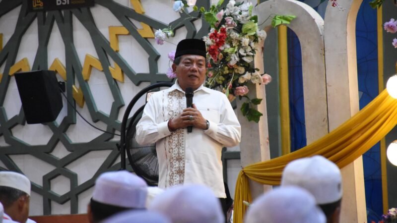 Bupati Kapuas Hadiri Peringatan Haul Ganal ke-220 Maulana Syech Muhammad Arsyad Al Banjary