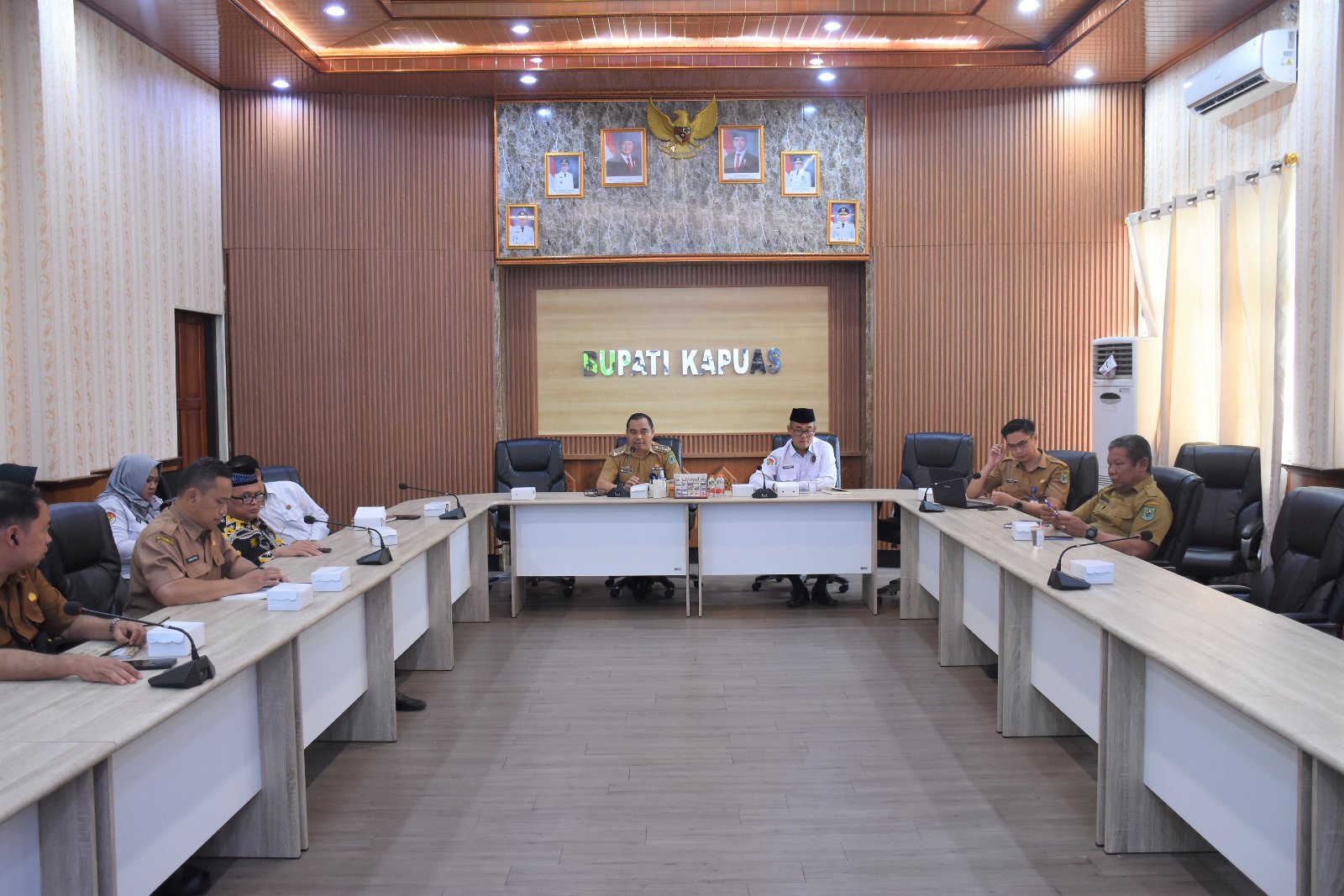 Rapat Persiapan Pemberangkatan Jamaah Calon Haji Kabupaten Kapuas Tahun 1447 Hijriah/2026 Masehi