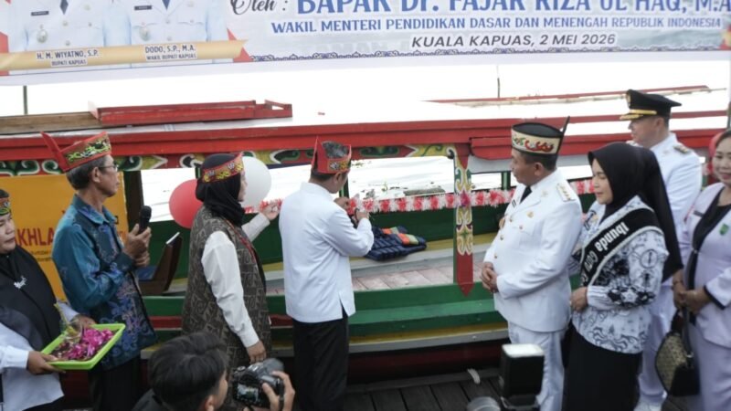Kapal Guru Pesisir Diluncurkan di Kapuas, Perluas Akses Pendidikan Wilayah Perairan