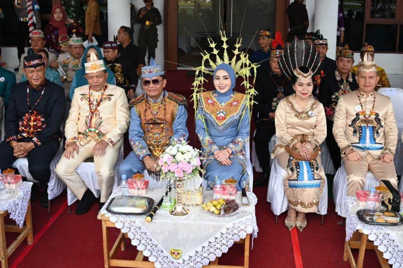 Pimpin Peringatan Harjad ke-24 Gunung Mas, Gubernur Dukung Pembangunan Merata di Seluruh Desa