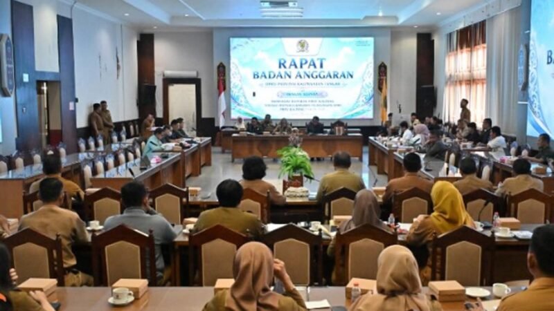 TAPD Kalteng Rapat Bersama Banggar DPRD Bahas Raperda Pertanggungjawaban Pelaksanaan APBD 2025