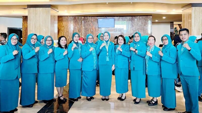 Aisyah Thisia Agustiar Sabran Hadir Pada Peringatan HKG PKK ke 54 Tahun di Makassar