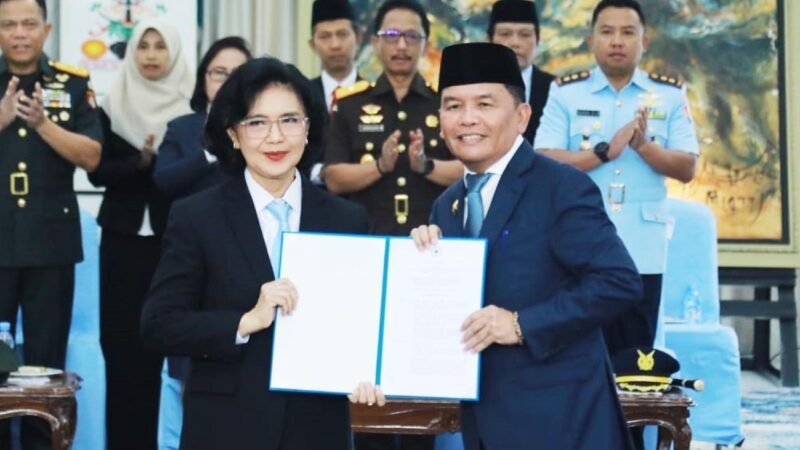 Gubernur Agustiar Sabran Lantik Linae Victoria Aden sebagai Sekda Definitif Kalteng