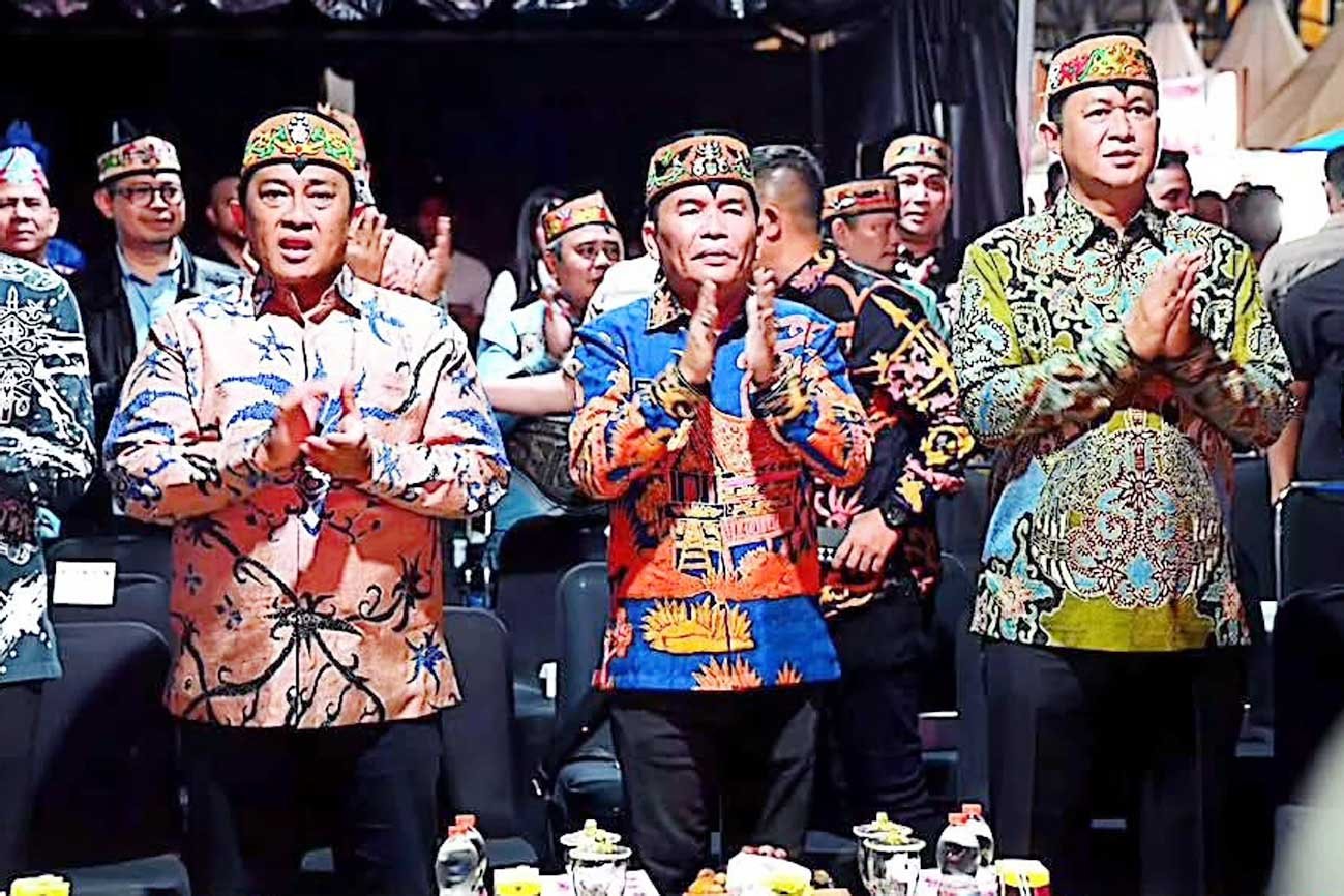 Huma Betang Night Meriahkan HUT Ke – 24 Kabupaten Pulpis